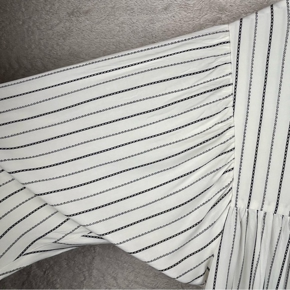 Savanna Jane Embroidered Floral Tunic Sz Medium Peasant Boho Beachy Vacation - Picture 16 of 16